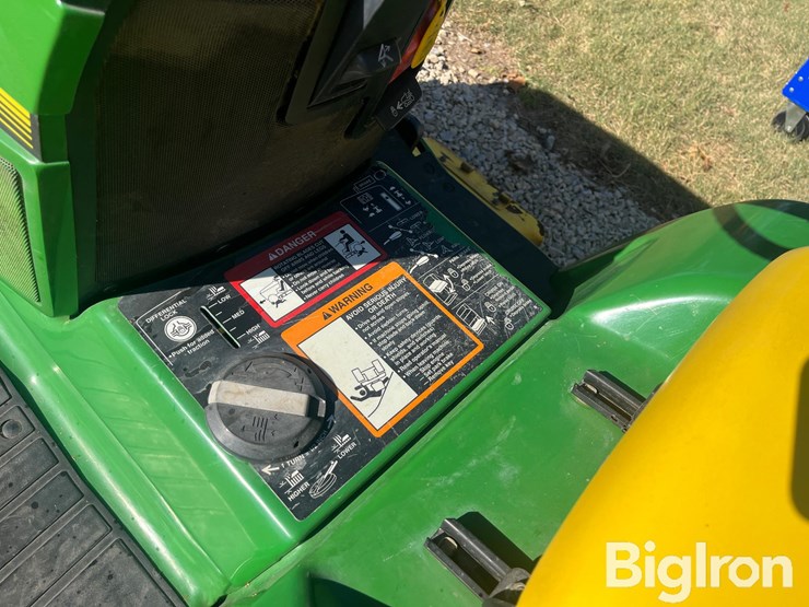 john-deere-425-image-13