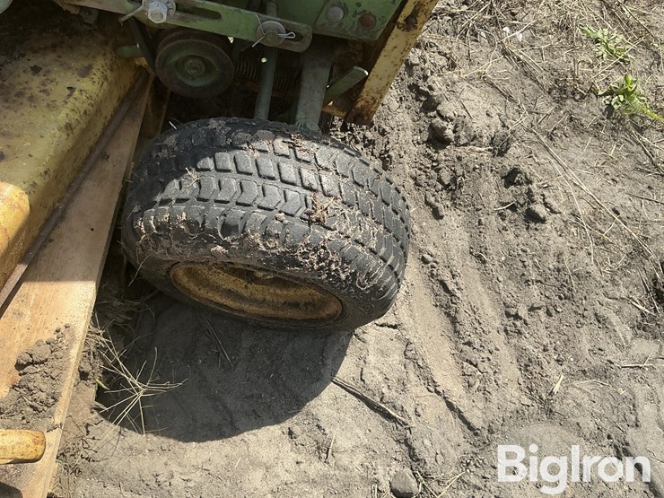 john-deere-112-image-17