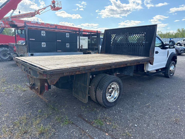 2018-ford-f450-xl-image-3