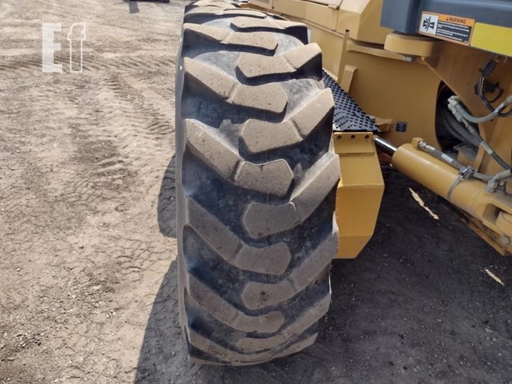 2020-deere-670gp-image-19
