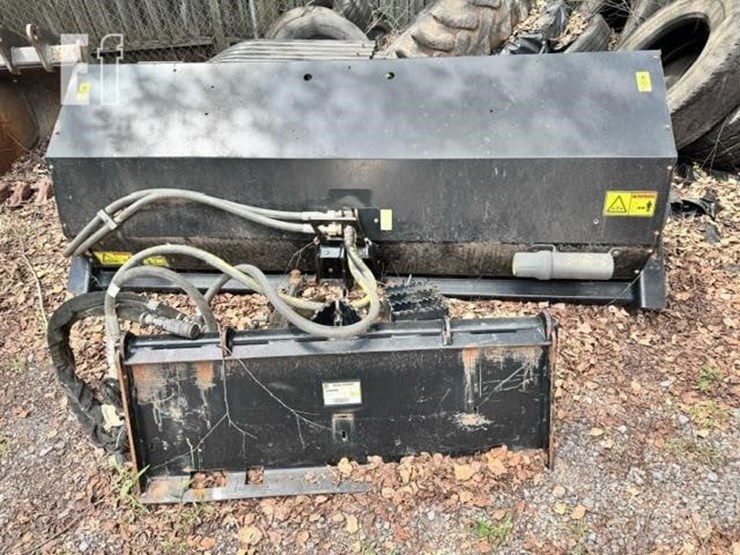 caterpillar-ba118c-hyd-broom-attachment-image-3