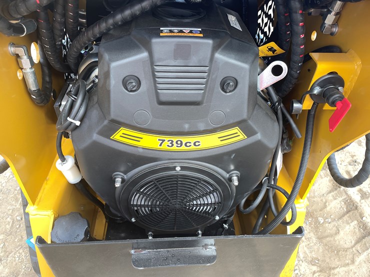 #9463-•-unused-2025-agt-compact-track-loader-image-5