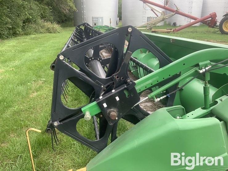 2005-john-deere-630f-image-17