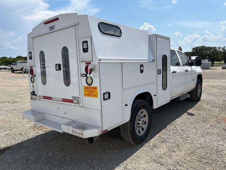 2017-chevrolet-silverado-3500-image-4