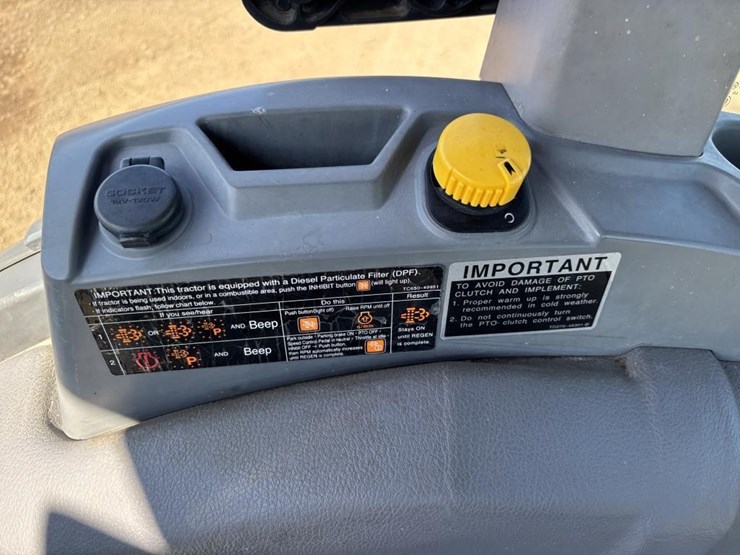 2019-kubota-mx5400-image-27