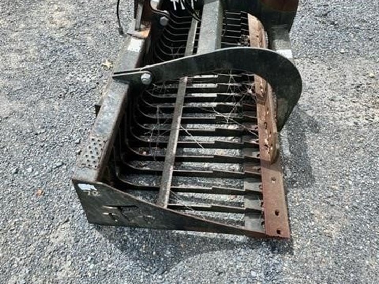 dh-machine-72"-rock-grapple-bucket-image-2