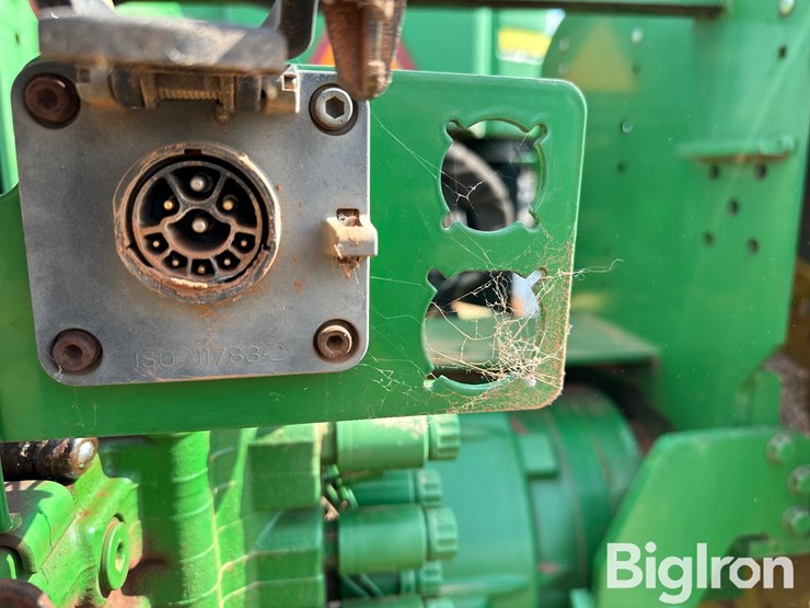 john-deere-9220-image-13
