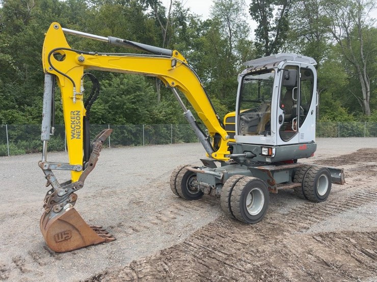 2011-wacker-neuson-6503-image-1