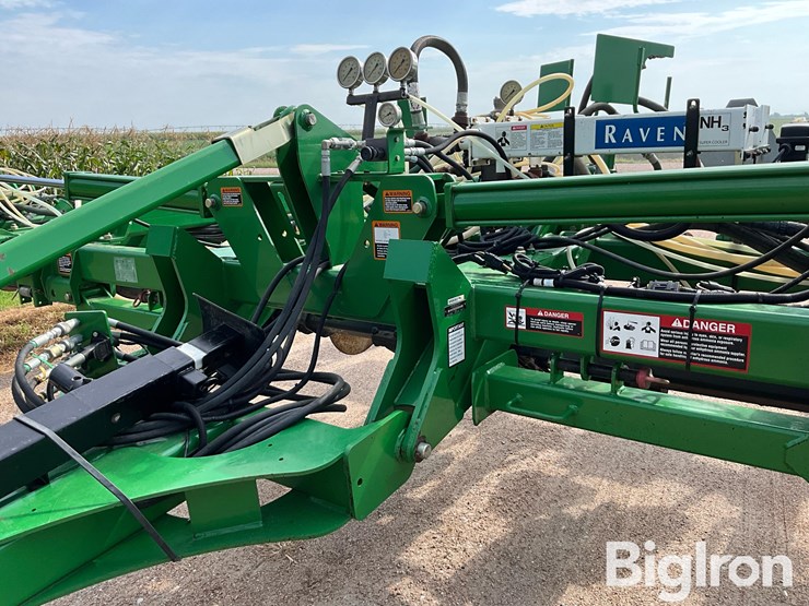 john-deere-15-image-11