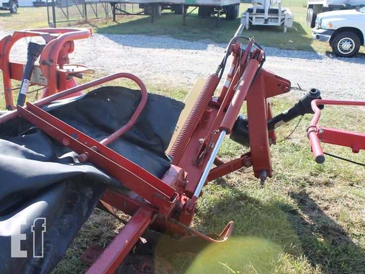 new-holland-h6740-image-4