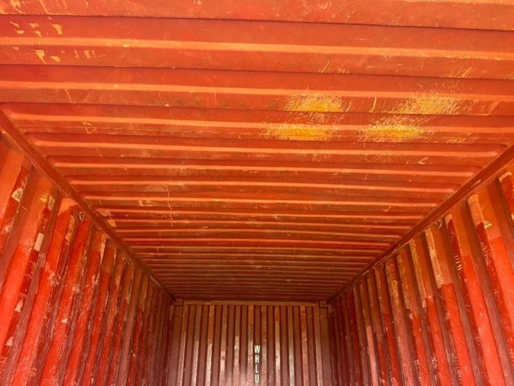 20'-shipping-container-image-5