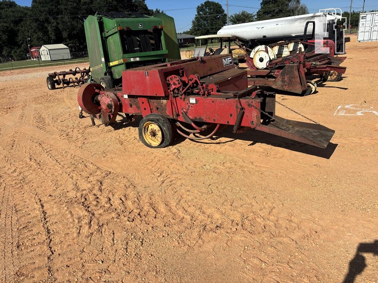 massey-ferguson-124-image-2