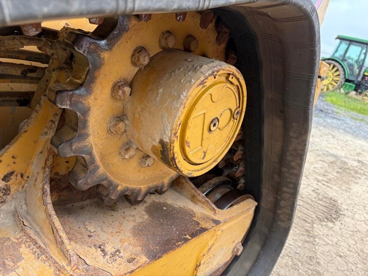 2020-caterpillar-299d3-image-14