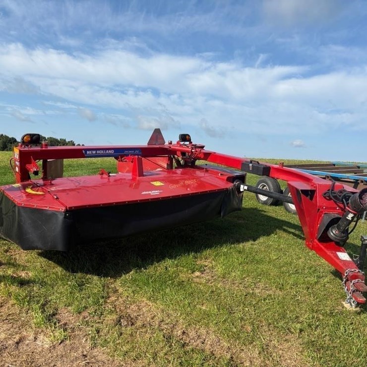 2022 NEW HOLLAND 210