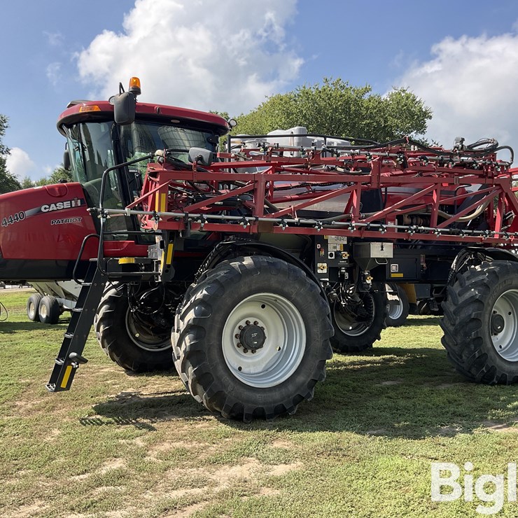 2019 CASE IH PATRIOT 4440