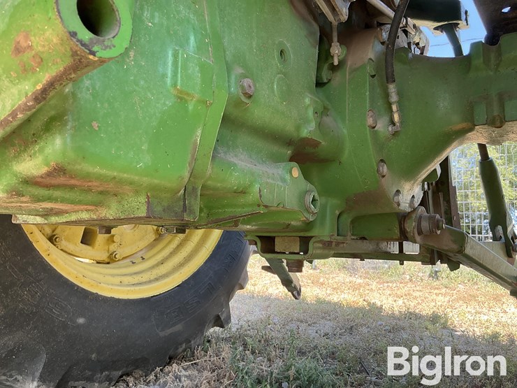 1983-john-deere-2350-image-18
