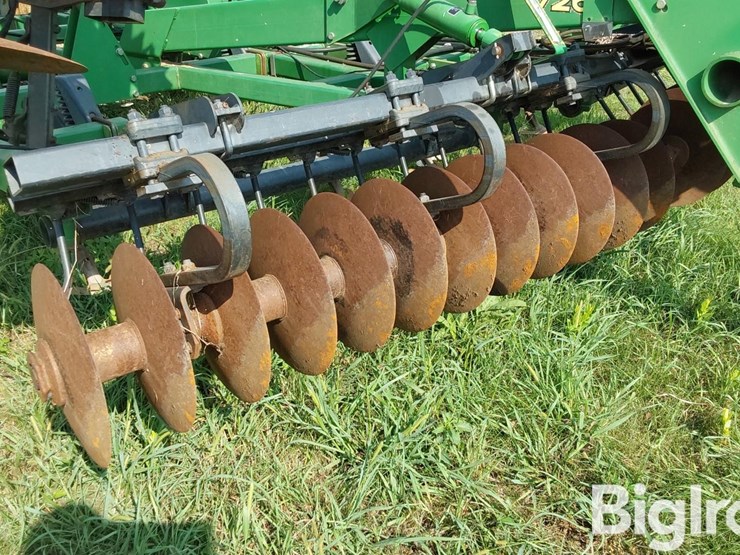 john-deere-726-image-18