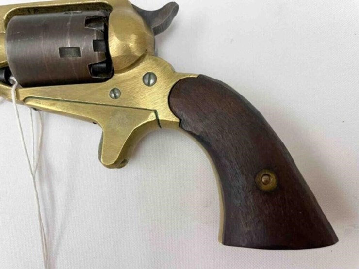 conneticut-valley-revolver-image-10