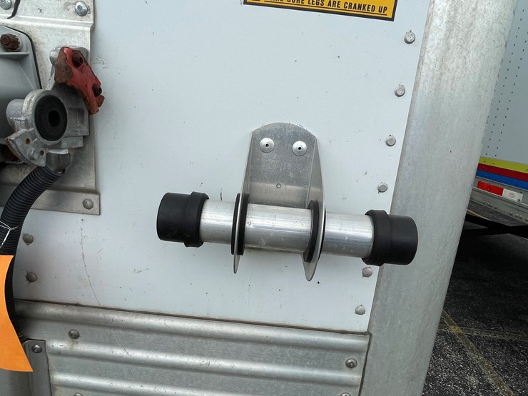2012-utility-van-image-49