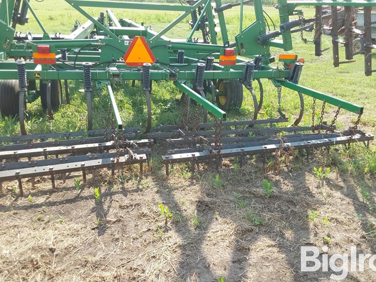 john-deere-726-image-9