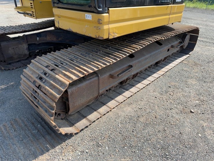 2016-caterpillar-325flcr-hydraulic-excavator-image-30