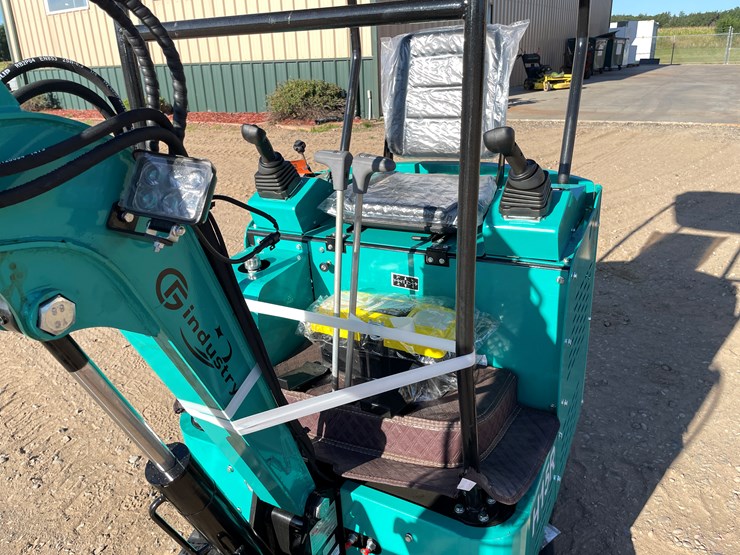 #9437-•-2025-unused-cfg-mini-excavator-image-7