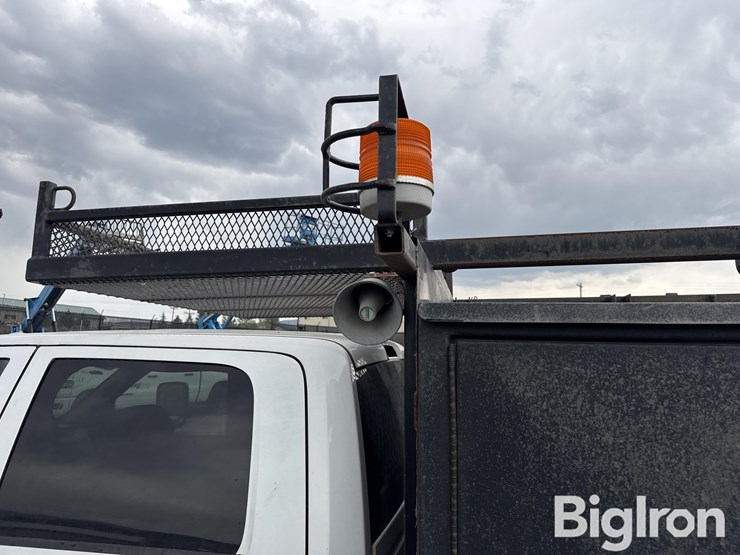 2014-ram-3500-4x4-crew-cab-flatbed-service-truck-image-9