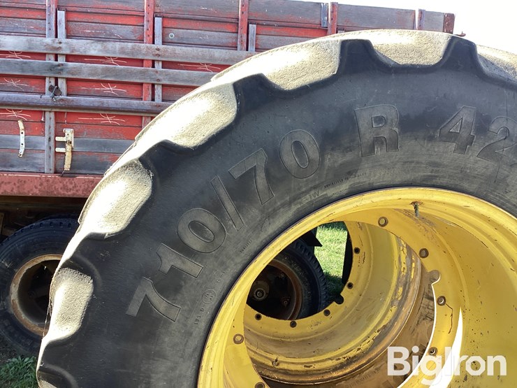 john-deere-4920-image-11