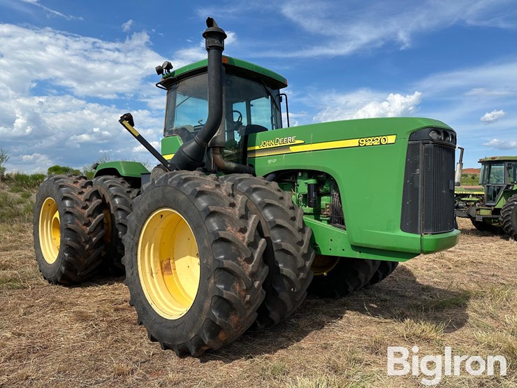 john-deere-9220-image-3