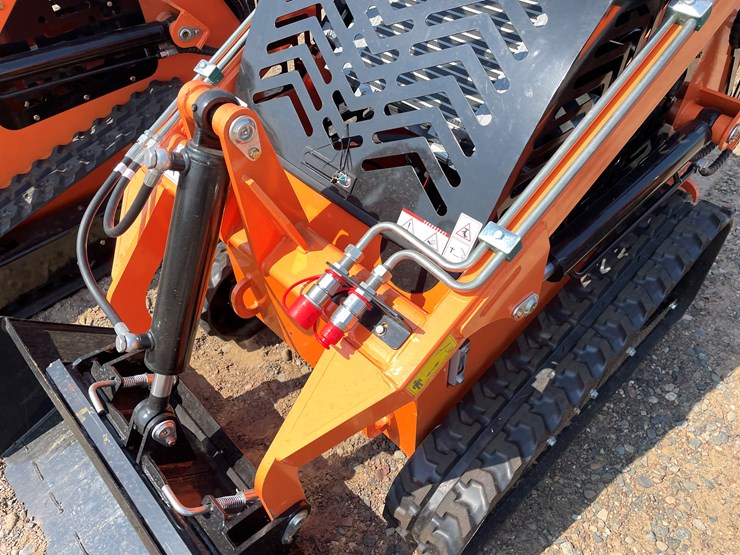 #9290-•-unused-2025-landhero-mini-skid-steer-loader-image-6