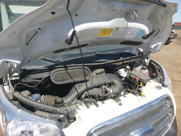 2018-ford-e350-image-11