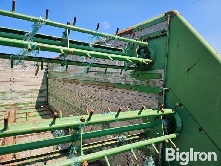 john-deere-125-image-17