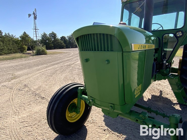 1972-john-deere-4320-image-17