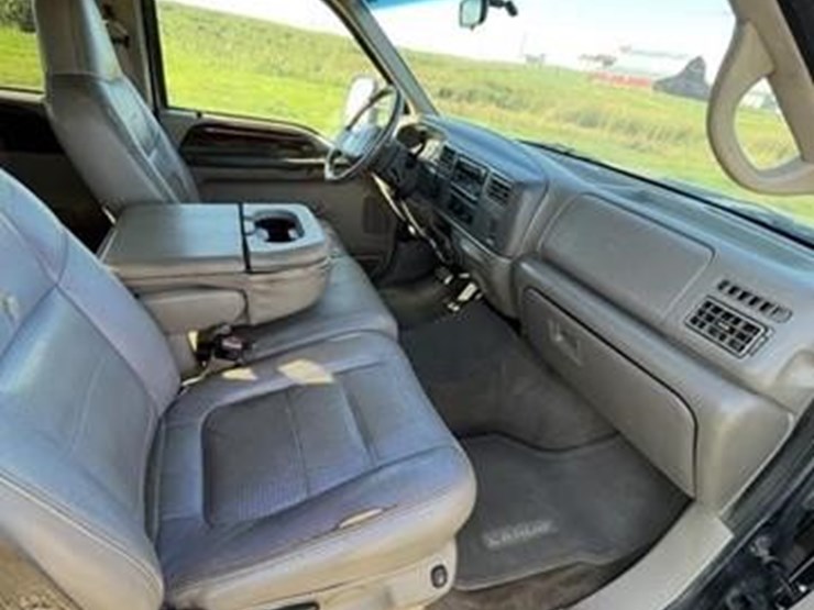 2001-ford-f350-image-17