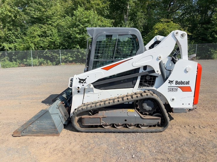 2019-bobcat-t590-image-2