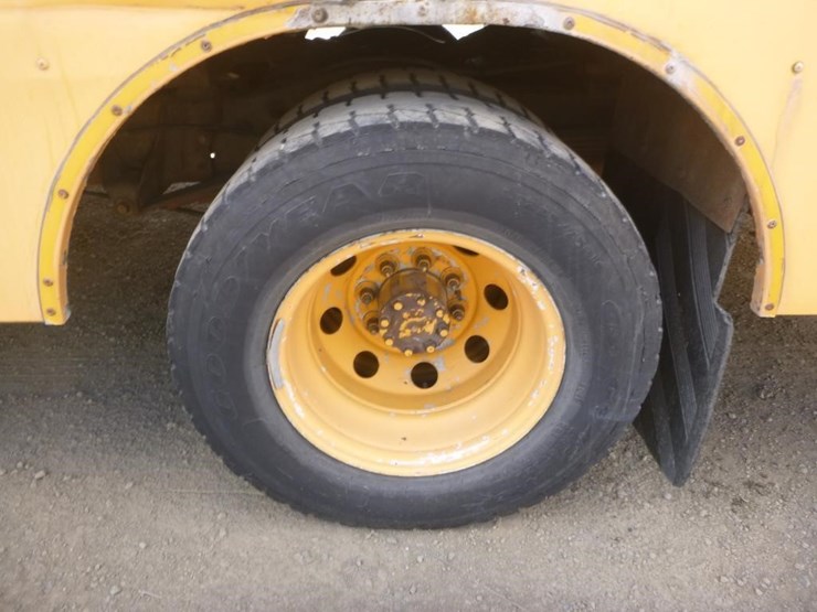 2008-ford-e450-image-18