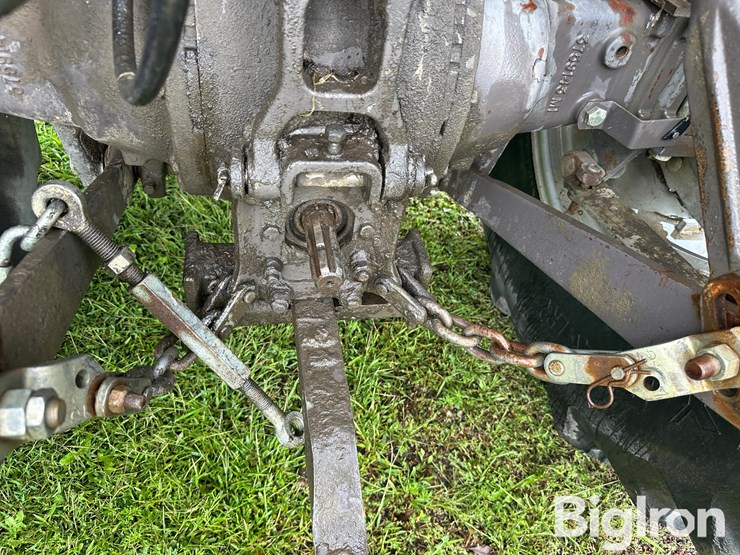 1995-massey-ferguson-390t-image-10