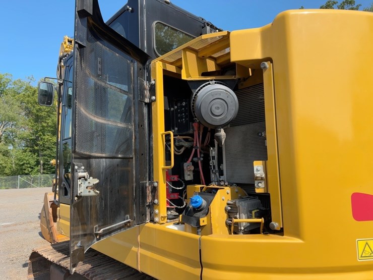 2016-caterpillar-325flcr-hydraulic-excavator-image-31