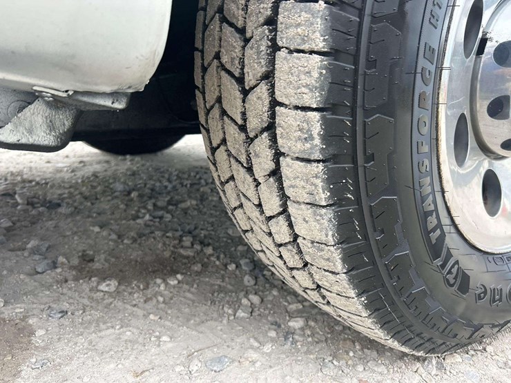 2006-ford-f350-image-33