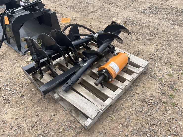 #3046-•-unused-2025-wolverine-skid-steer-auger-drive-and-bit-attachment-image-3