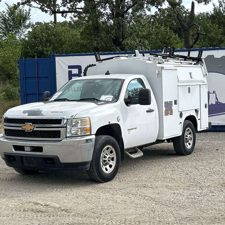 2013 CHEVROLET SILVERADO 3500HD