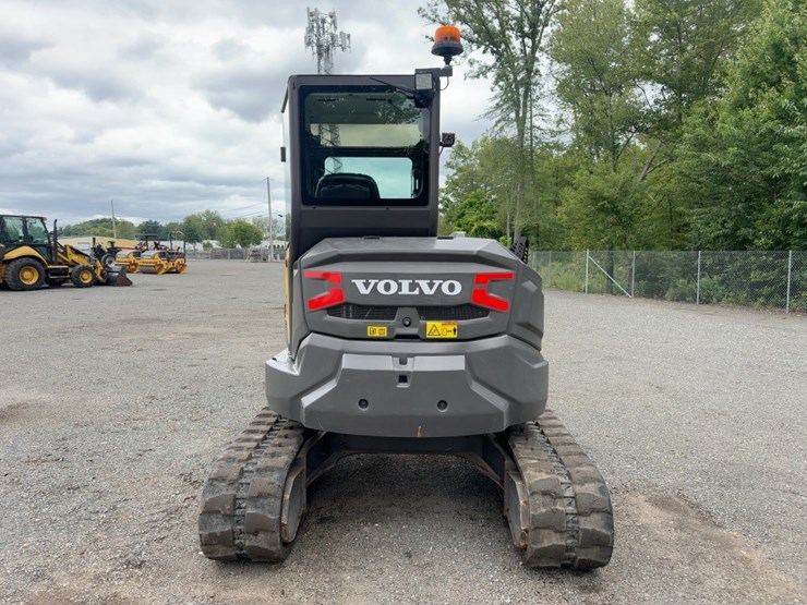 2021-volvo-ecr50f-mini-excavator-image-4