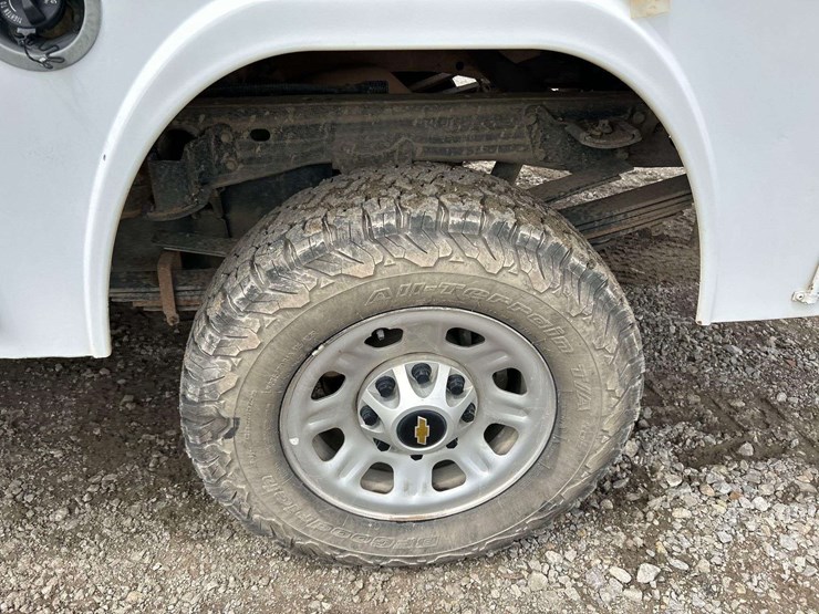 2020-chevrolet-silverado-3500-image-24