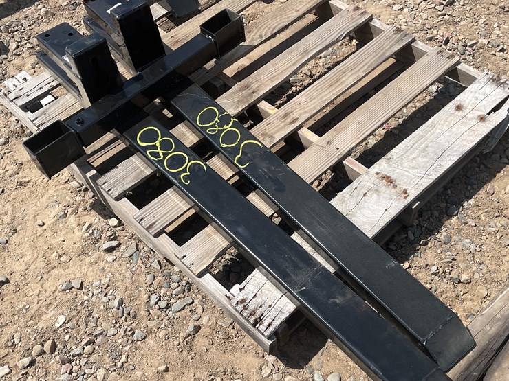 #3080-•-unused-2025-wolverine-adjustable-clip-on-pallet-forks-image-2