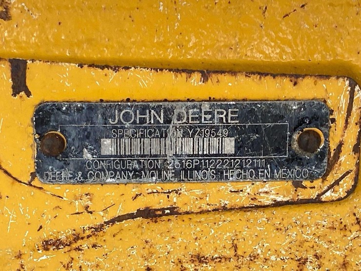 2015-deere-410e-image-18