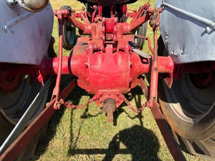 ford-tractor-image-8