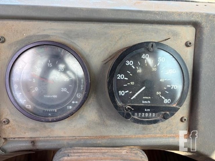 1998-volvo-a40-image-9