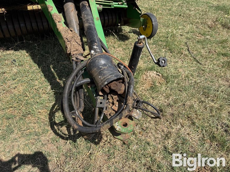 john-deere-567-image-10