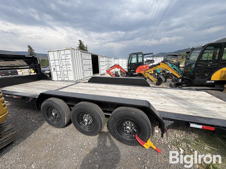 2025-load-trail-24'-tri/a-gooseneck-tilt-deck-flatbed-trailer-image-8