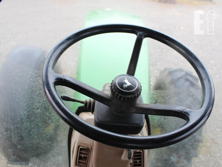 john-deere-8200-image-9